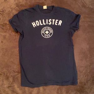 Hollister tshirt
